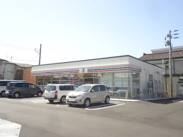 セブンイレブン　北山２丁目店まで590m