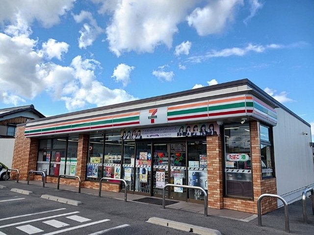 セブンイレブン近江八幡土田町店まで955m