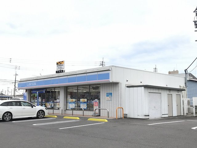 ローソン丸亀土器町東九丁目店まで600m