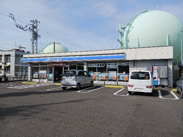 ローソン今治共栄町５丁目店まで600m