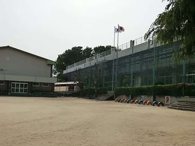 新座市立片山小学校まで500m