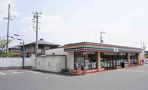 セブンイレブン　大津仰木の里店まで450m