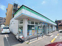 ファミリーマート国際H前店さんまで500m