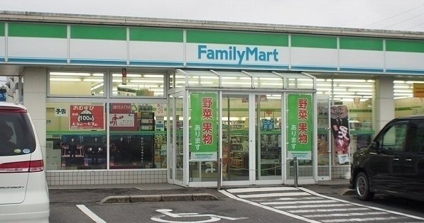 ファミリーマート玉造温泉店まで350m