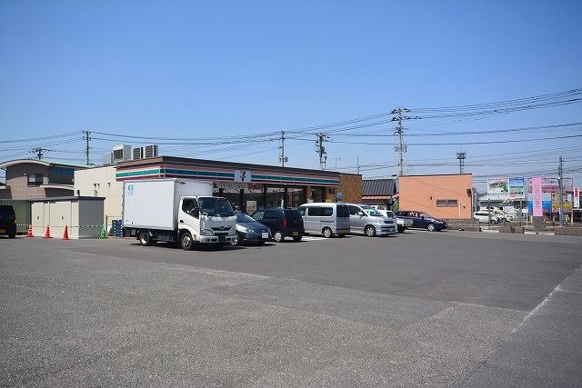 セブンイレブンまで500m