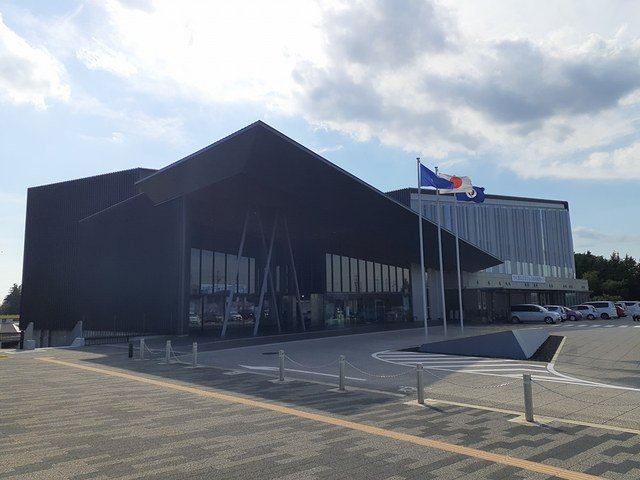 石岡市役所まで761m
