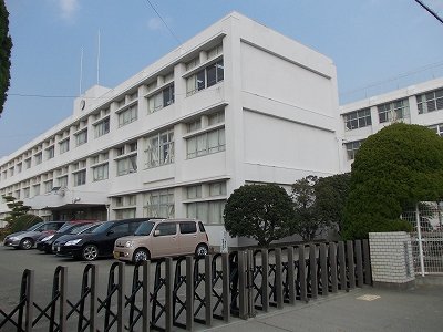 松茂小学校まで2000m
