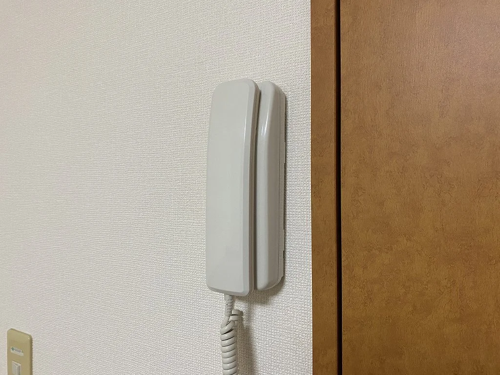 インターホン