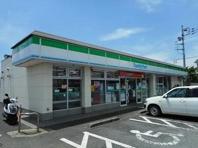 ファミリーマート川越上寺山店まで600m