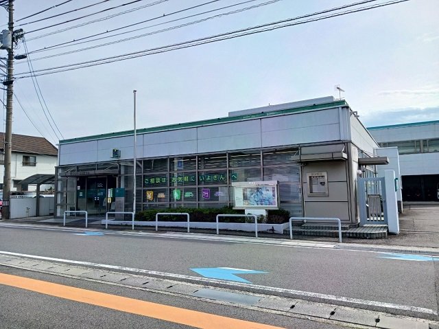 伊予銀行横河原支店様まで1200m