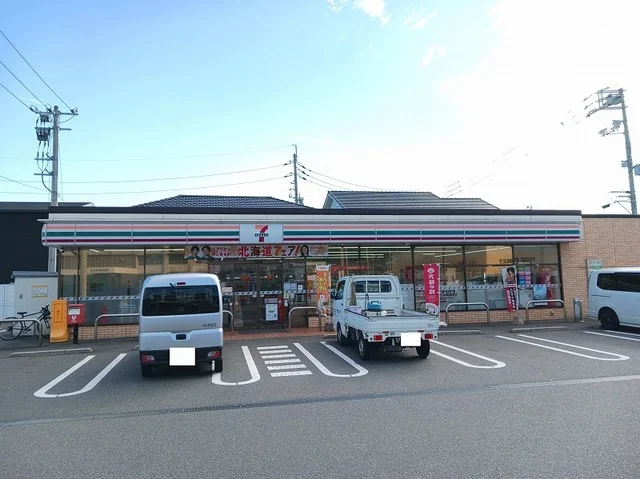 セブンイレブン周南富田店まで750m