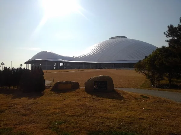 きらら博記念公園まで1200m