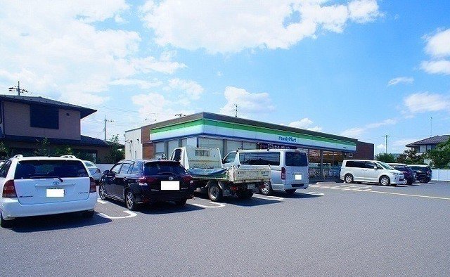 ファミリーマート 日高高萩店まで800m