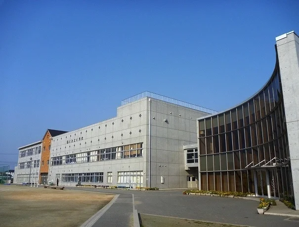 伊奈町立小針北小学校まで540m