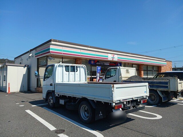 セブンイレブン八日市小脇店様まで100m