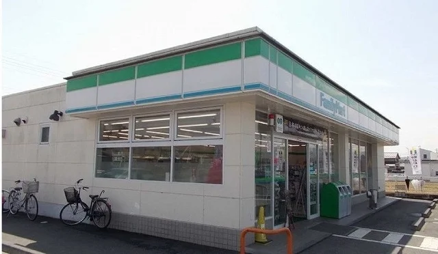 ファミリーマート沼店様まで850m