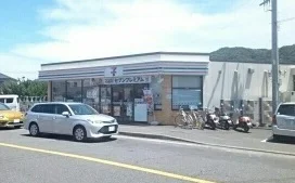 セブンイレブン逗子５丁目店まで210m