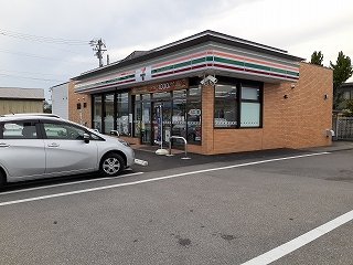 セブンイレブン佐久根々井店まで1200m
