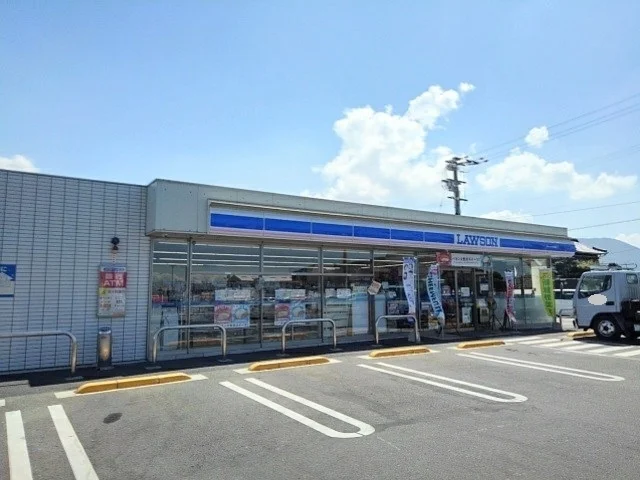 ローソン丸亀垂水町店まで850m