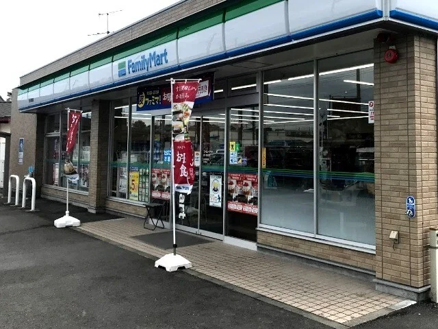 ファミリーマート掛川鳥居店まで500m
