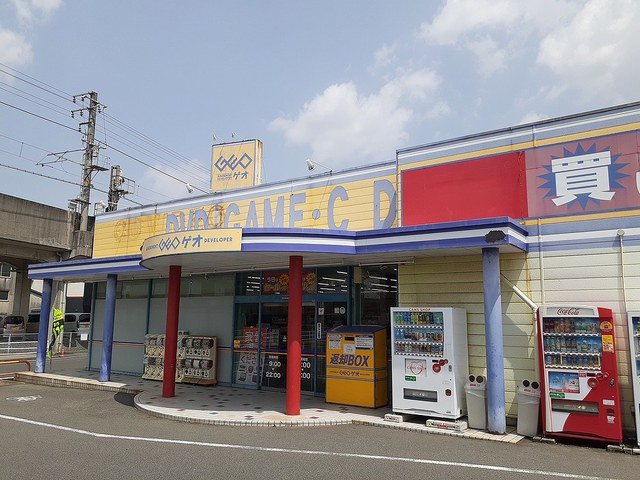 ゲオ茶屋町店まで750m