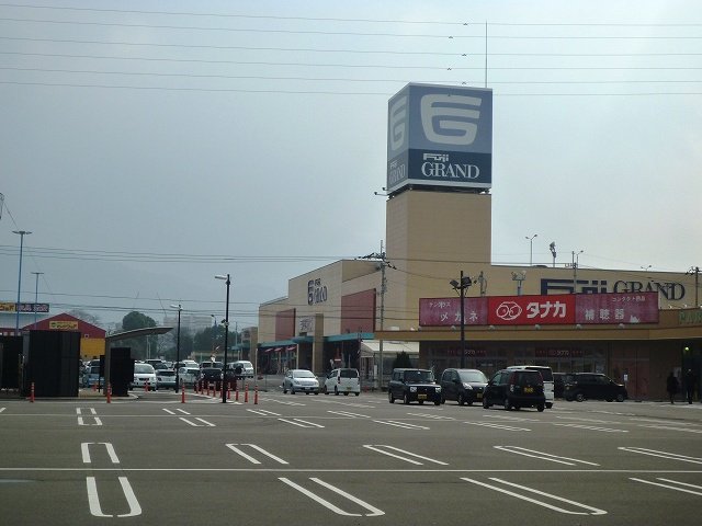 フジグラン西条店様まで1300m