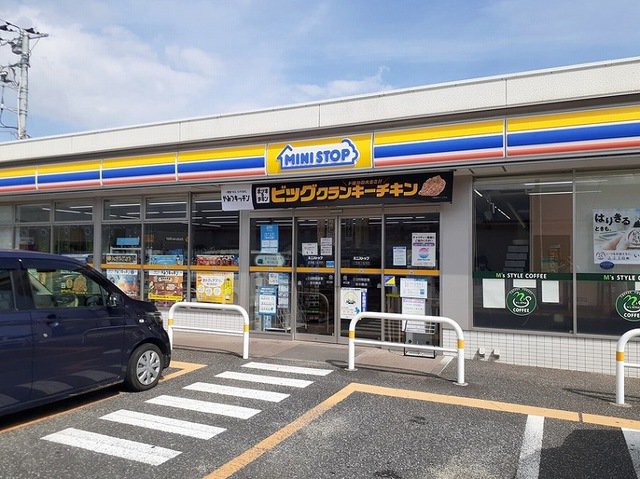 ミニストップ北茨城上桜井店まで2700m
