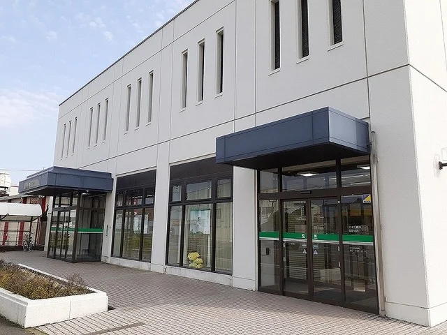 三十三銀行菰野支店まで1200m