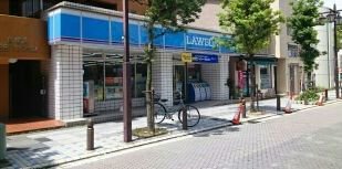 ローソン 久里浜五丁目店まで85m