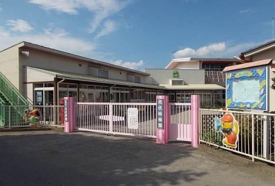 犬伏幼稚園まで900m