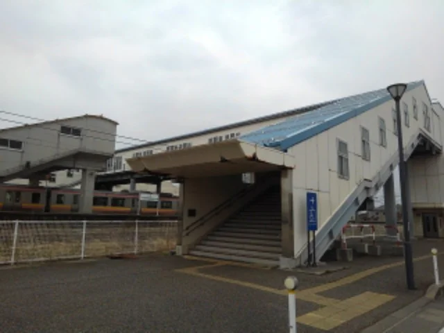 三条駅　南口まで1300m
