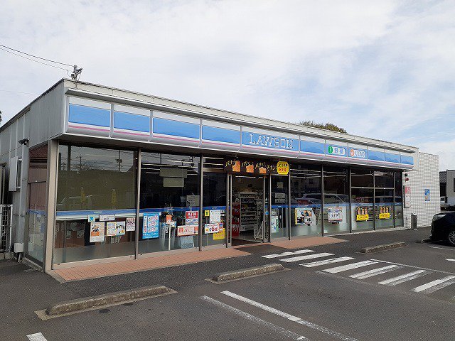 ローソン小林中央通店まで650m
