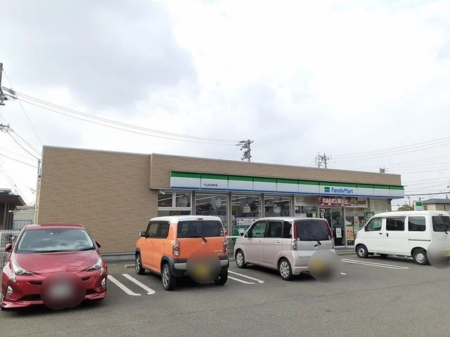 ファミリーマート犬山松本町店まで765m