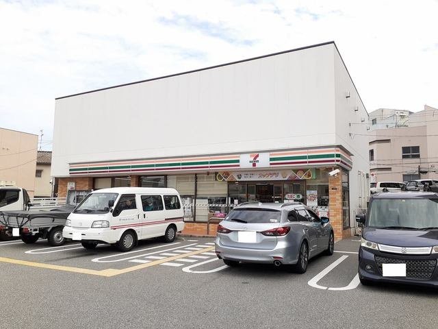 セブンイレブン尼崎杭瀬本町東店まで480m