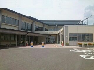 福島市役所松川支所まで900m