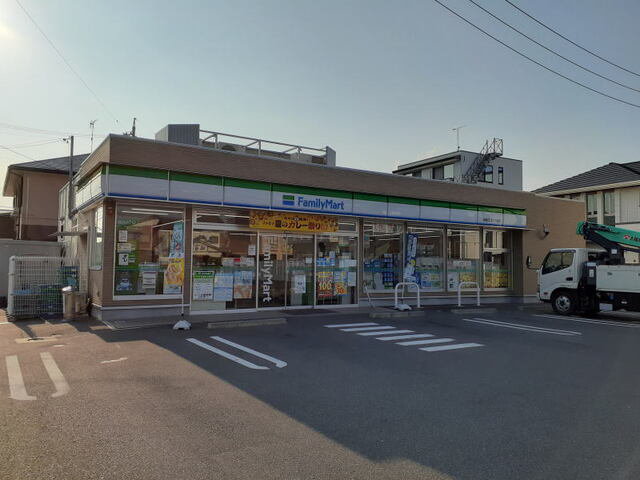 ファミリーマート 岡崎江口まで300m