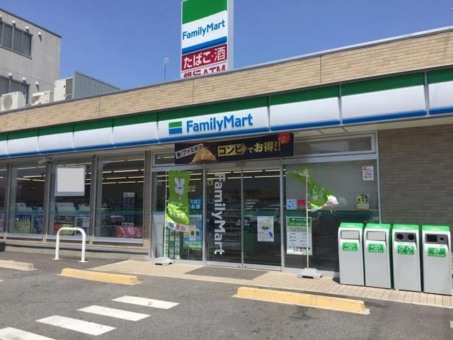 ファミリーマート大府共栄店まで450m