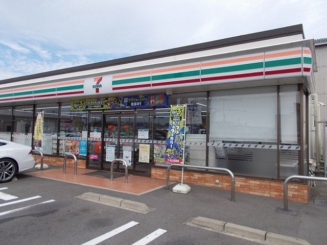 セブンイレブン保免西１丁目店様まで220m