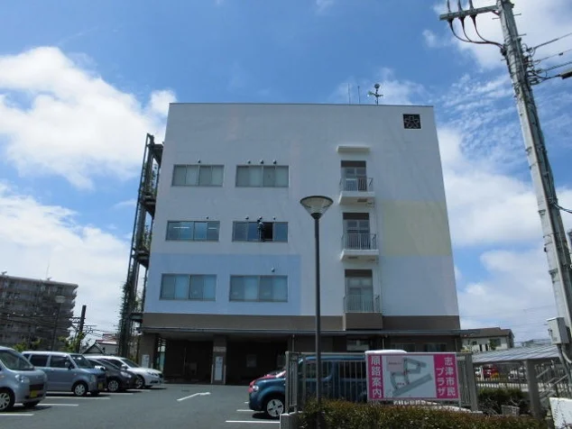 佐倉市志津出張所まで400m