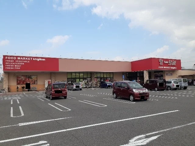 一号舘桑名駅西店まで1000m