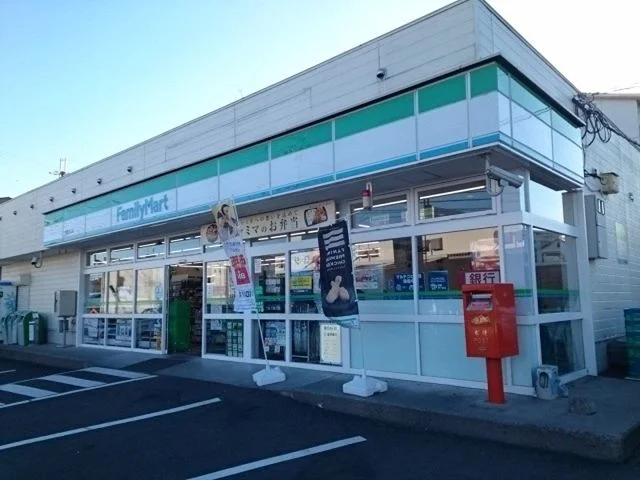 ファミリーマート草津笠山店まで321m