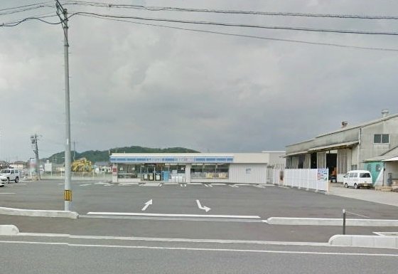 ローソンまで800m
