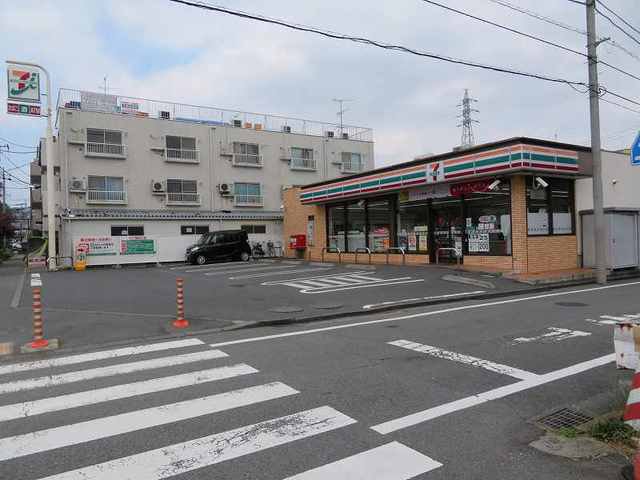 セブンイレブンまで300m