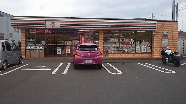 セブンイレブン　細江西店まで700m