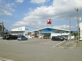 コメリ越路店まで3800m