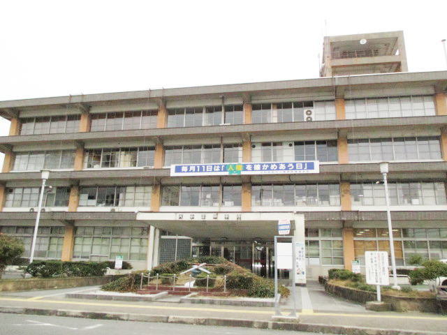 大和高田市役所まで2100m