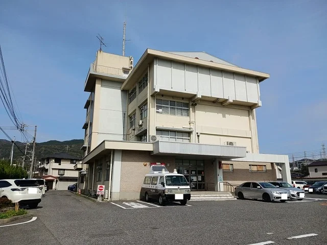 周南警察署まで600m
