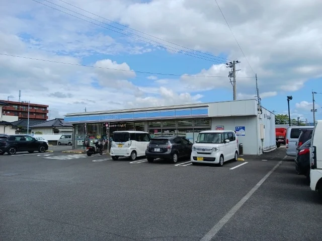 ローソン国分広瀬店まで1200m