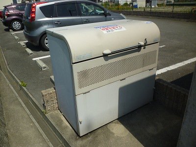 ダストボックス