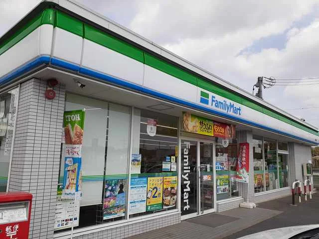 ファミリーマート東海渡内店まで206m